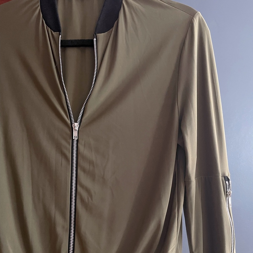 Boohoo US 4 lightweight bomber jacket